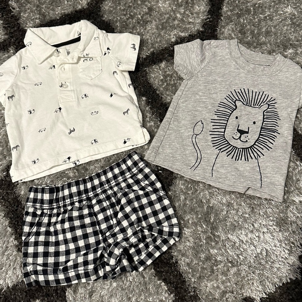 Carter's Gray Polo Shirt with Playful Lion Design